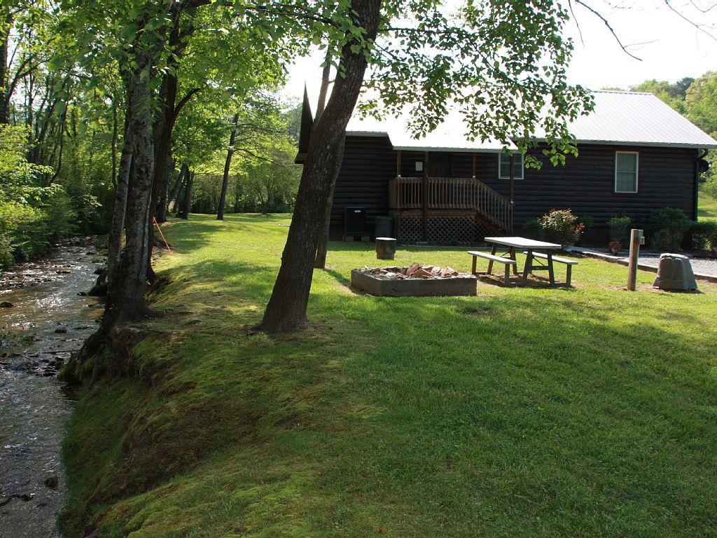 Climbing Bear Creekside Cabin Whittier エクステリア 写真